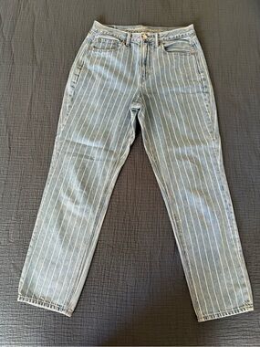 American Eagle Women’s White Striped Light Wash 100% Cotton Denim Jeans Size 6